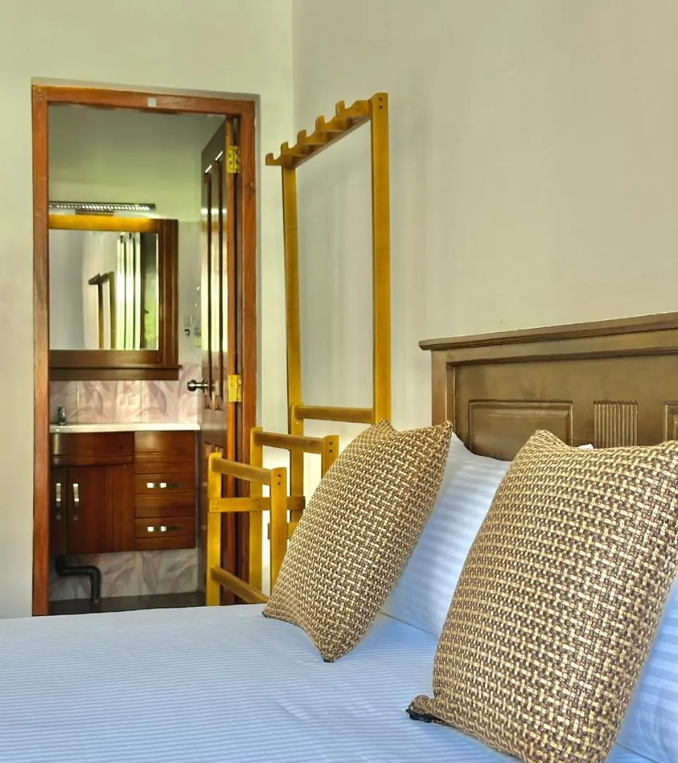 Villa Liyora Kandy Hotel